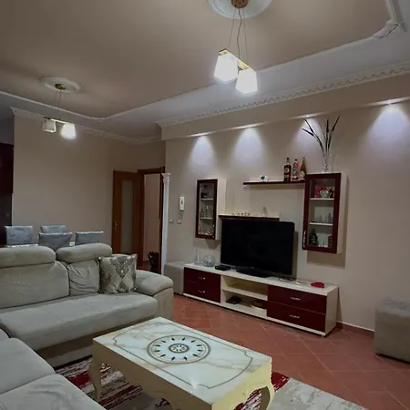 Sunny Apartment *
